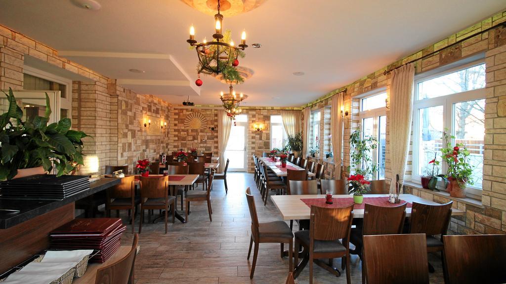 Hotel-Restaurant Axion Weil am Rhein Exterior photo